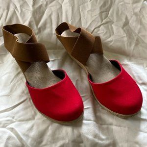 Fabulous Summer Espadrille! Charleston Shoe Kiawah: Red/Toba Wedge, Size 9 New